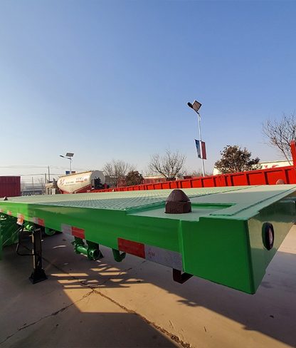 40ft Tri-Axle 60T Container Flatbed Semi Trailer - thumbnail 2