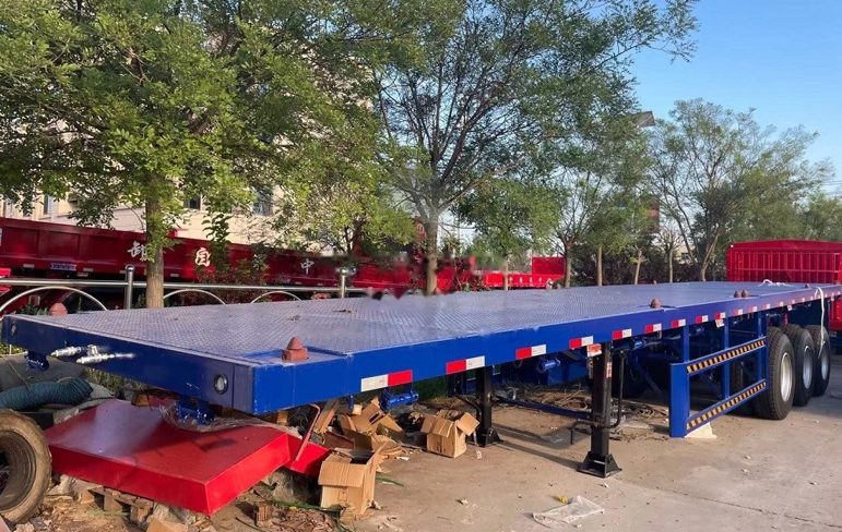 3-Axle 40ft Flatbed Semi Trailer (Model B)
