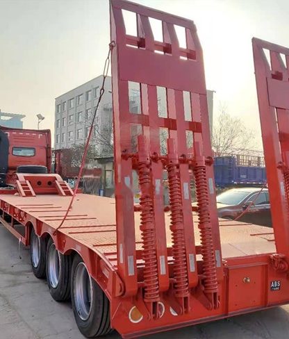Tri-Axle 60T Lowbed Semi Trailer - thumbnail 2