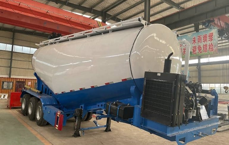 3-Axle Bulk Cement Tanker Semi Trailer