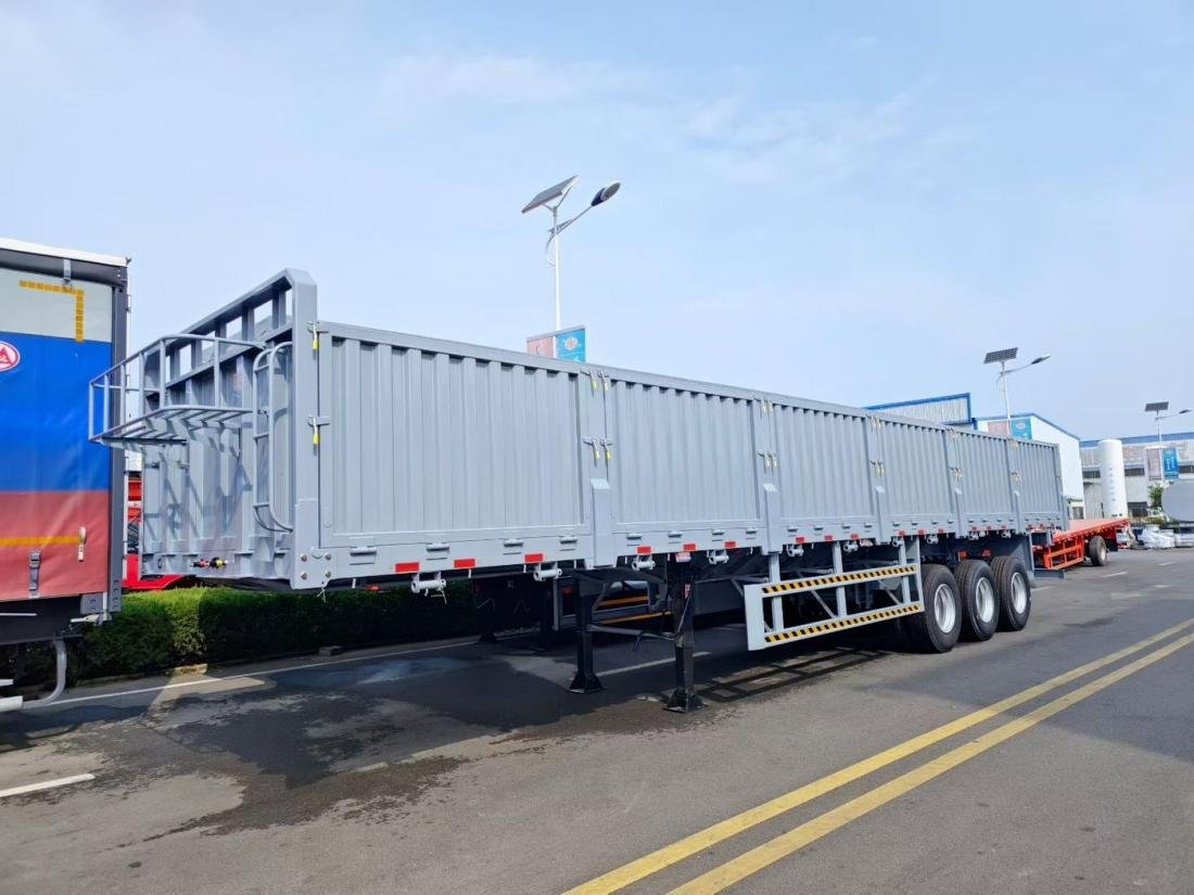 Stake/Fence Semi-Trailer